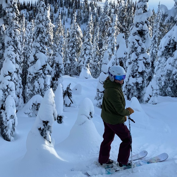 Welcome to my closet! - Picture 4 of 6